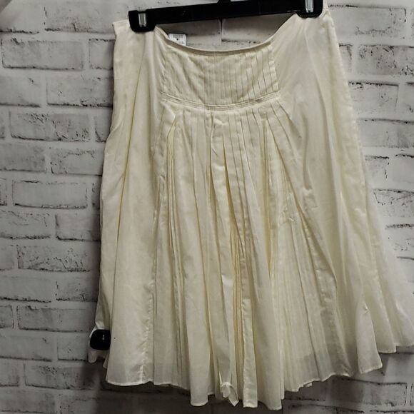 J crew skirt  - Picture 3 of 3